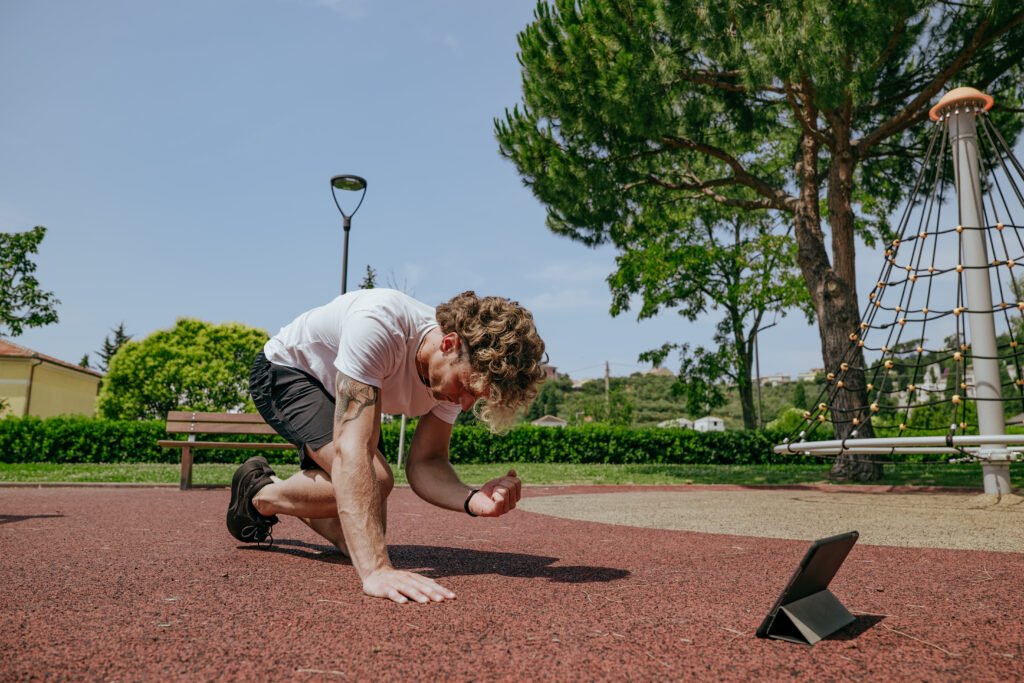 Esercizi per le Spalle: Mobilità, Forza e Prevenzione Infortuni | Ri-Hub