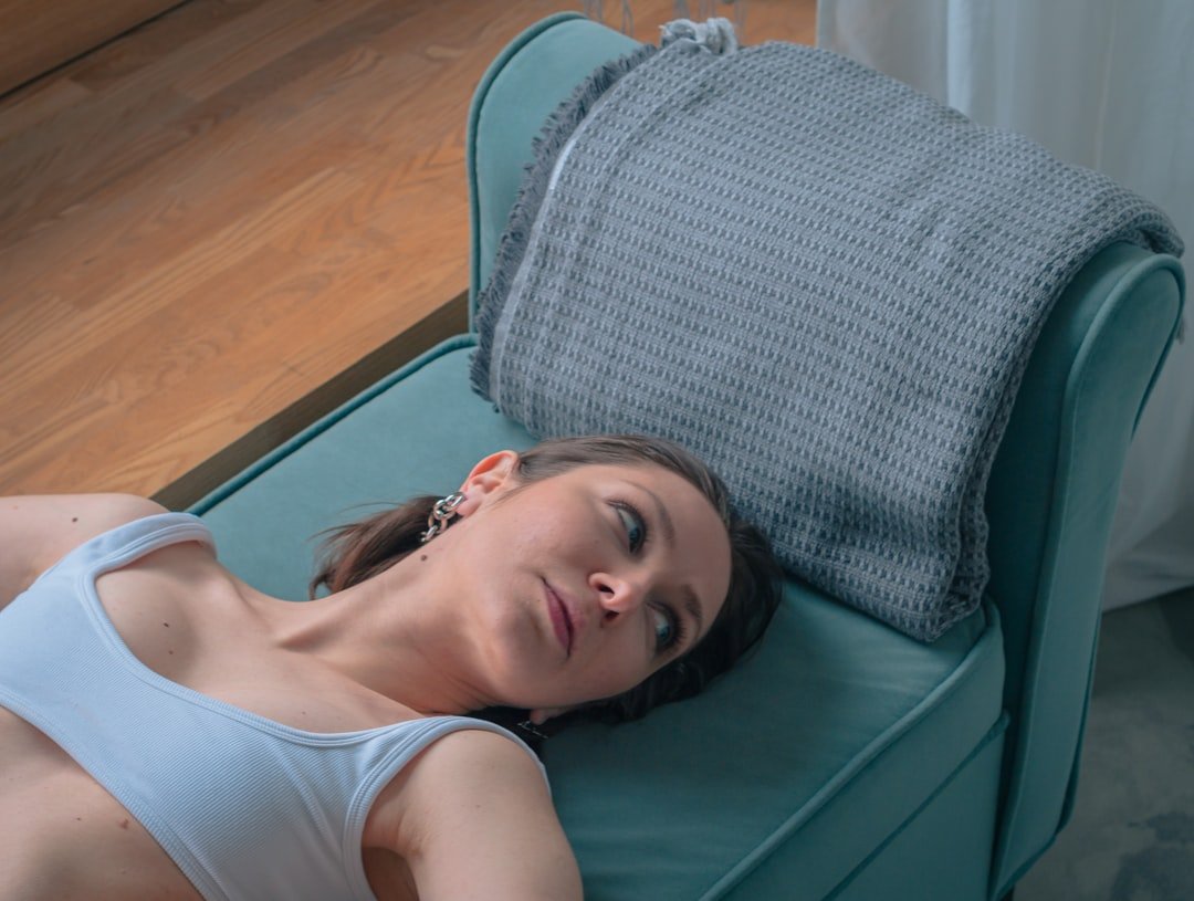 come dormire mal di schiena - Guida completa Ri-Hub teleriabilitazione