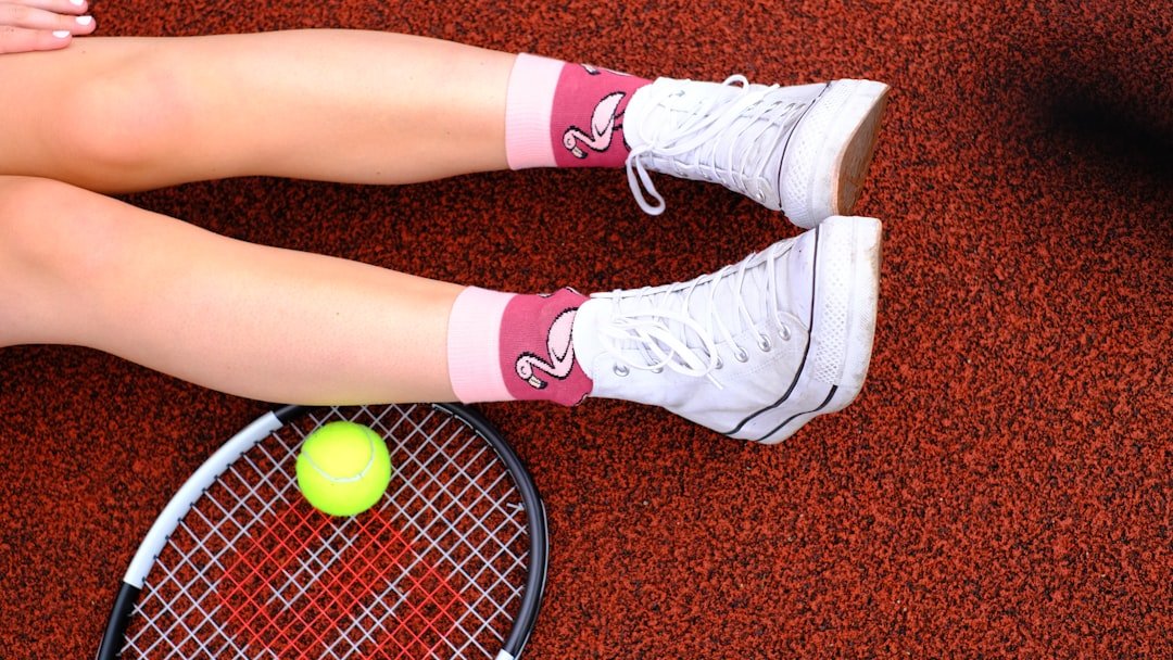 gomito del tennista prevenzione - Esercizi e rimedi | Ri-Hub