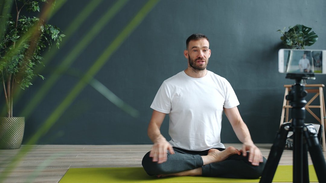 yoga benefici fisioterapia - Esercizi e rimedi | Ri-Hub